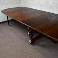 jadalnia-neobarok-kredens-komoda-stol-okragly-krzesla-antyki-komplet (9)